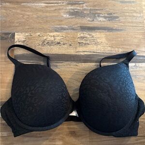 Victoria's Secret Black Patterned Bra